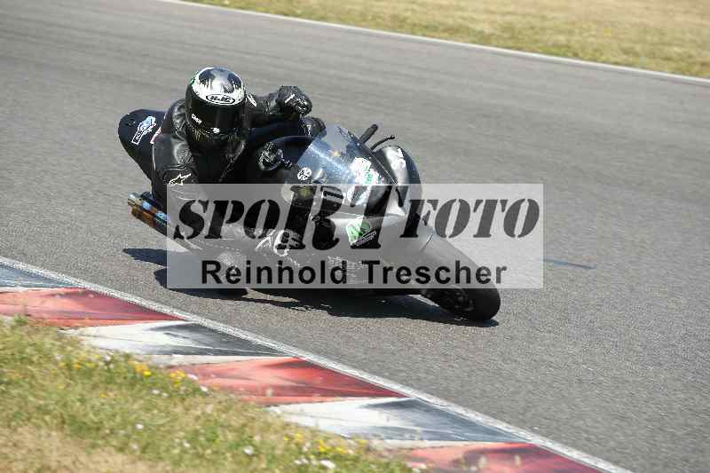 /Archiv-2023/28 05.06.2023 Moto Club Anneau du Rhin/vert-medium/1